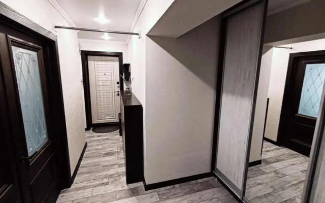 Dvukhkomnatnaya Na Barrikadnoy Flat