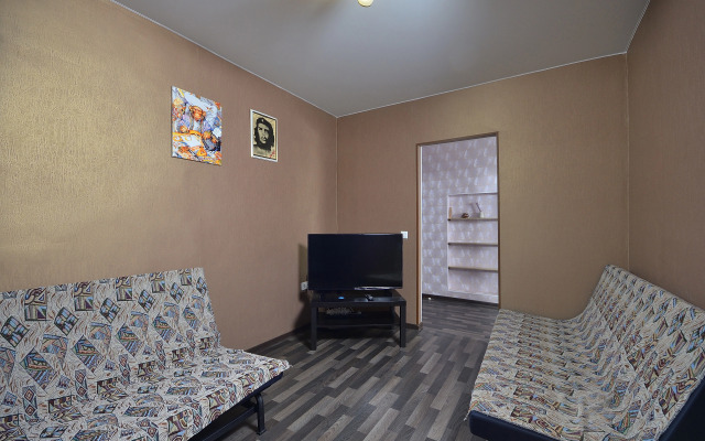 Квартира на Пл. Ленинградская 1