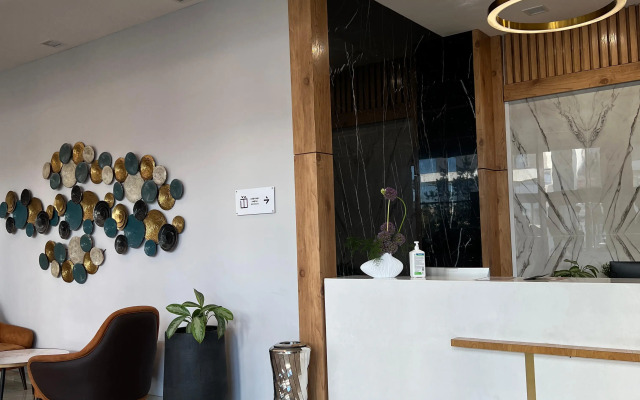 Torre Astana Apartment Hotel
