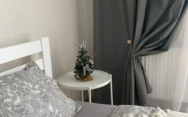 ZhK Ozerki Shidlovskogo 13 Flat