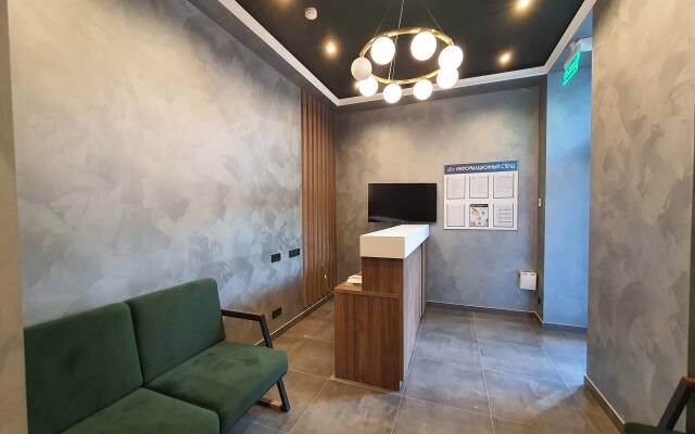 Апартаменты Студия с Балконом на Защитников Кавказа 114