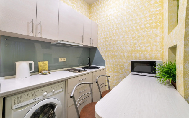 Studiya na 12m etazhe s potryasayushchim vidom na more i gorod Flat