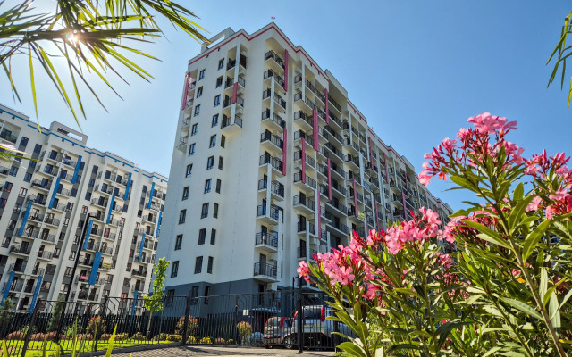 Prostornaya Studiya S Balkonom Flat