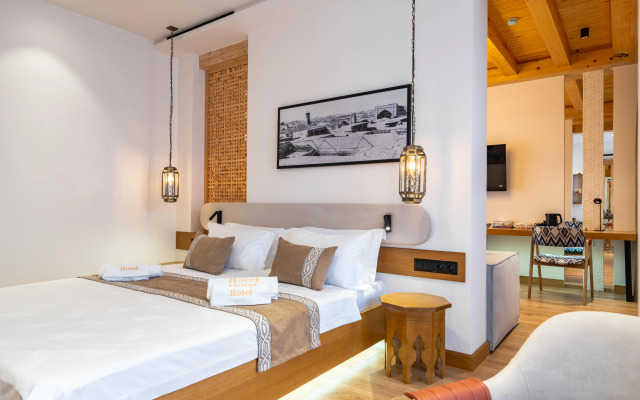 Sarhad Hotel