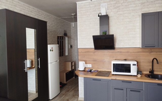 Uyutnaya Studiya V Novom Rayone Flat