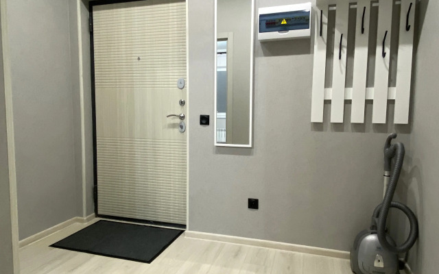 Batashi Green Flat