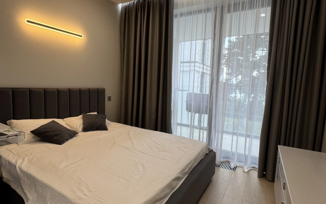 S Pryamym Vidom na More Apartments