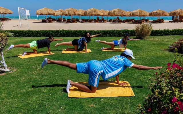 Alora Aqua Park Resort by SUNRISE