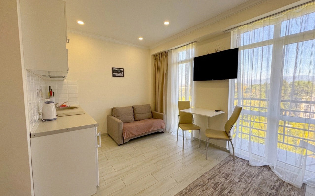 Flat Studiya s Vidom na Gory Sirius