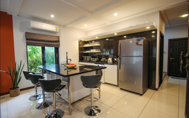 Resona Pool Villa