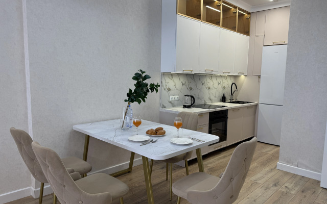 Zhk Medina Tower Bolshaya 3-Kh Komn Apartments