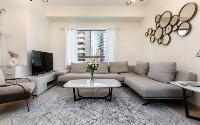 Апартаменты Excellent 1bdr at Bahar 6