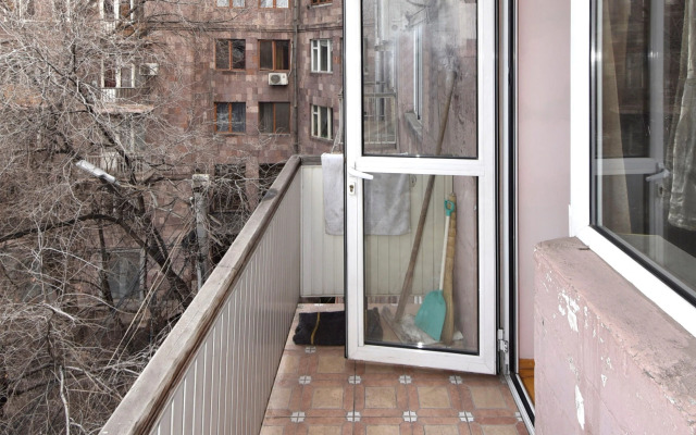 Ploschad Andreya Sakharova Flat