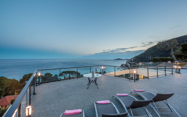 Paradise Villa