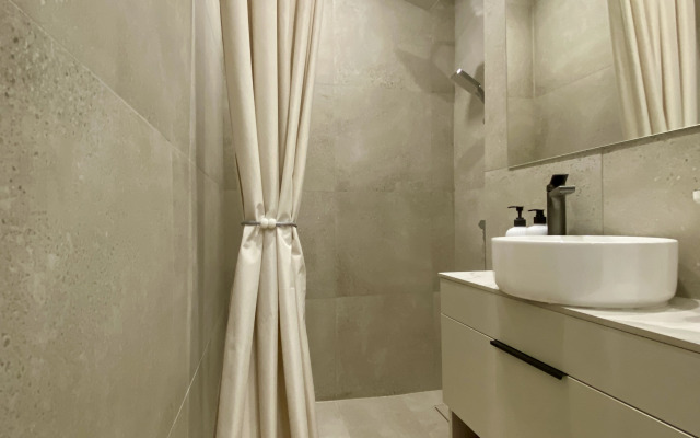 Апартаменты Lux у Метро Грушевка