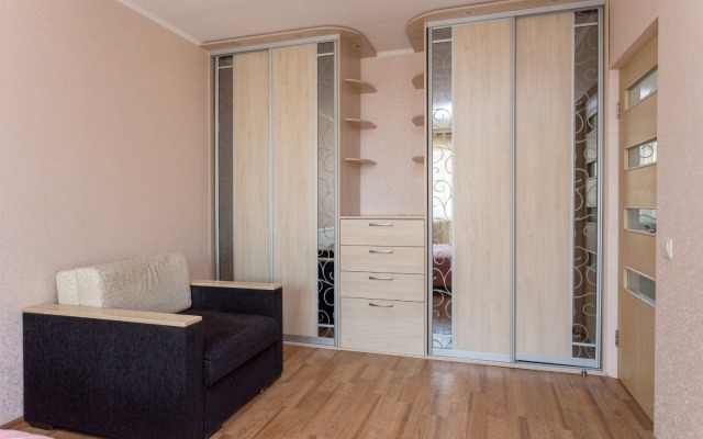 Sovremennaya Kvartira Peshkom ZhD Apartments