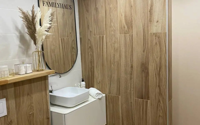 Familyhaus Guest House