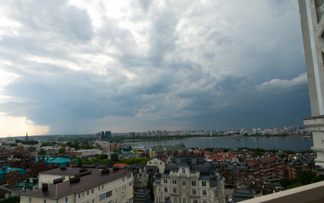 Квартира с терассой и с красивым видом на город