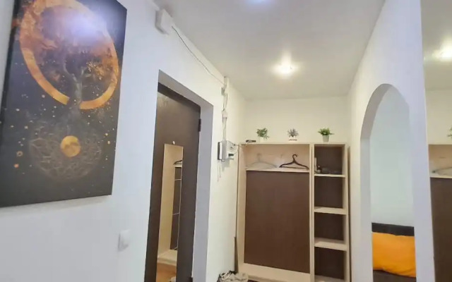 Квартиры у Петровны.Белый Город