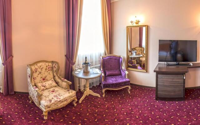 Gayd Park Hotel