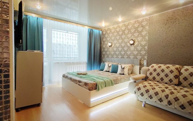 Квартира Renta27 на набережной Амура у Колеса Обозрения