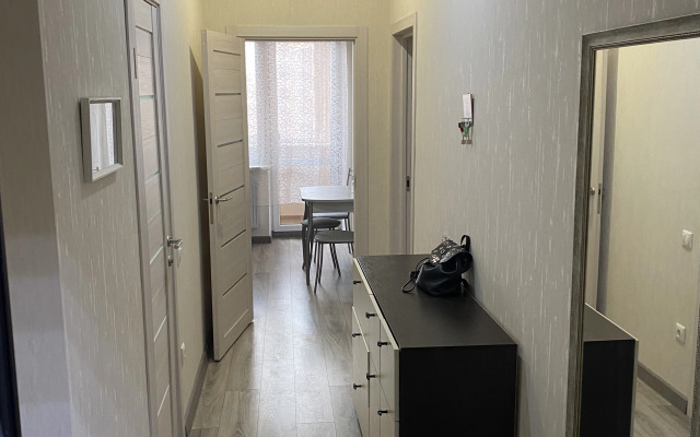 V Tsentre Goroda Flat