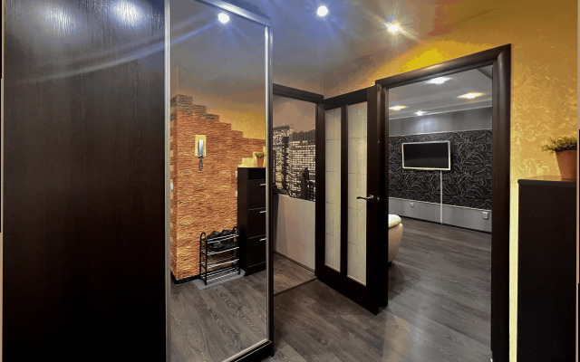 Апартаменты 51 Евродвушка в Центре Экспедиция на Север на Полярных Зорях, 19