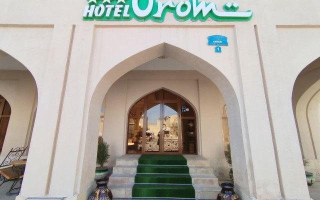 Orom Hotel