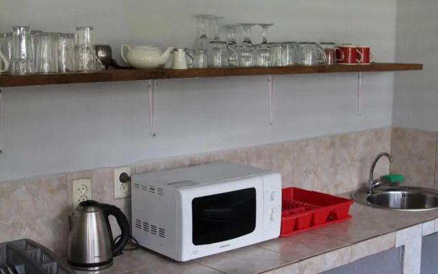 Ruchey Mini-hotel, posyolok Nizhnia Eshera