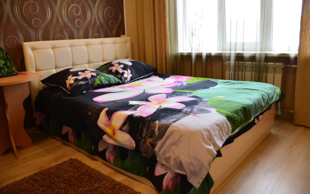 ApartLux Karbyisheva V Volzhskom Apartments