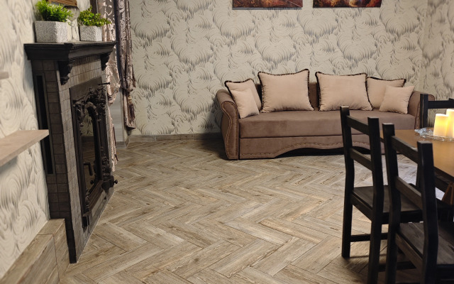 S Terrasoy I Otdelnym Vkhodom Flat