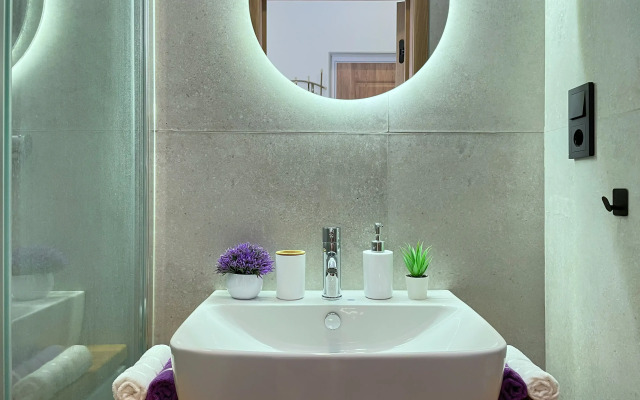 Апартаменты HotelRoom24 на Маяковской