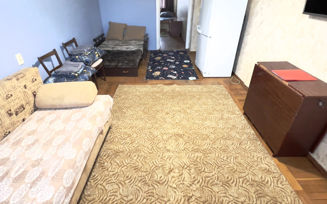 Квартира просторная двухкомнатная