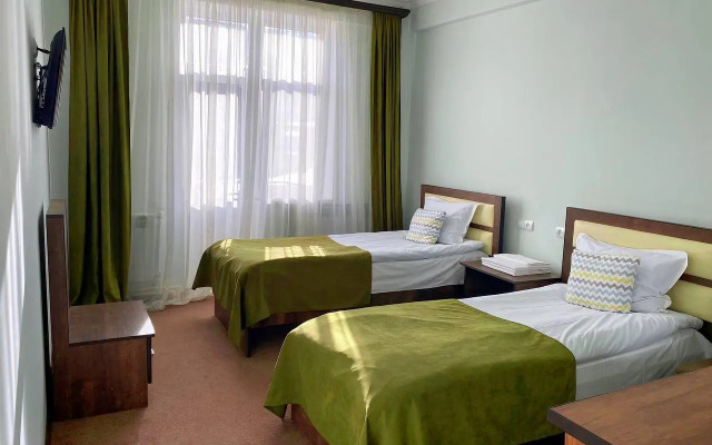Mina Hotel