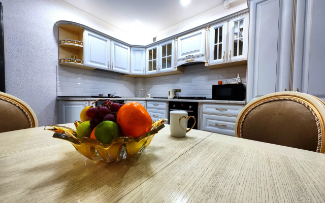 Raidas Lyuks na Pestova 15 Flat