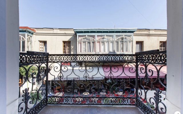 Apartment In The Heart Of Old Tbilisi Apartments