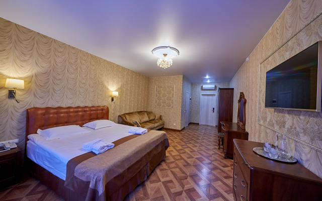 Reverence Living Quarters