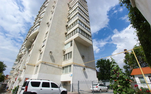 Roskoshnaya Dvukhkomnatnaya s Vidom na More v Feodosii Flat