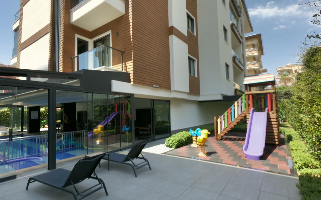 Best Home 26 Cleopatra Legacy No 8 Apartments