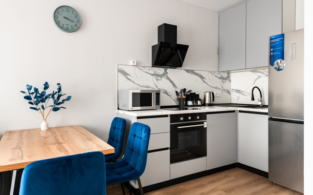 Vidovaya svezhaya odnushka dlya 4 gostey na Maloy Ochakovskoy Flat