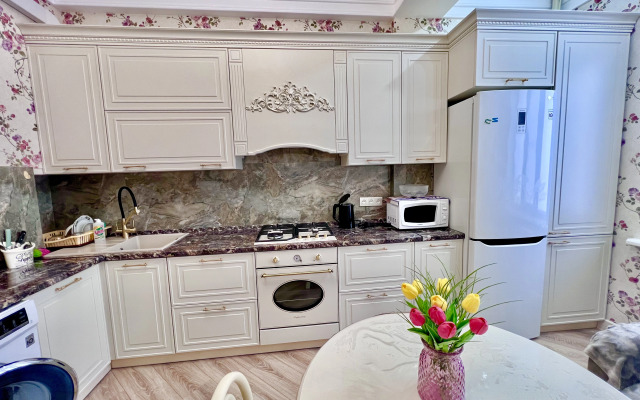 U naberezhnoy Lenina 39 Flat
