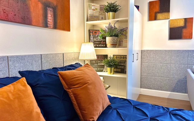 Damos Living - Superb Business En-Suite Studio Apartments