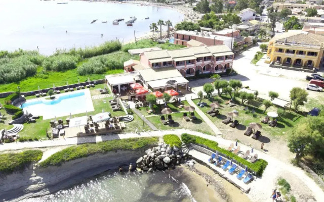 Canal D'Amour Village Apartments