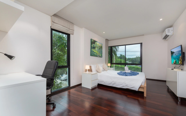 Апартаменты Suite Rote Rawai Beachfront Title Condo