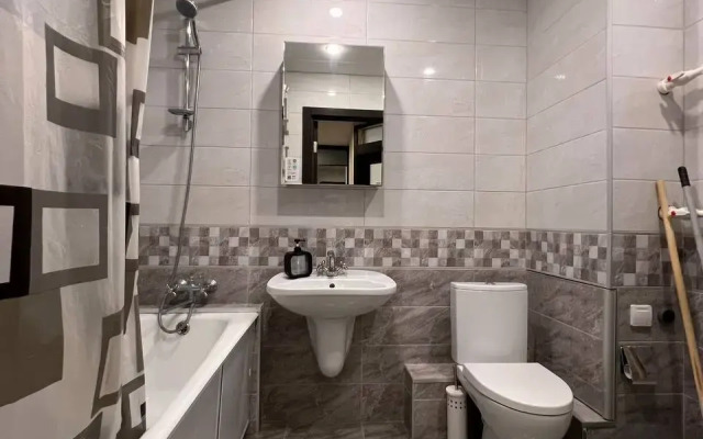 Uyutnaya dlya gostey goroda Flat
