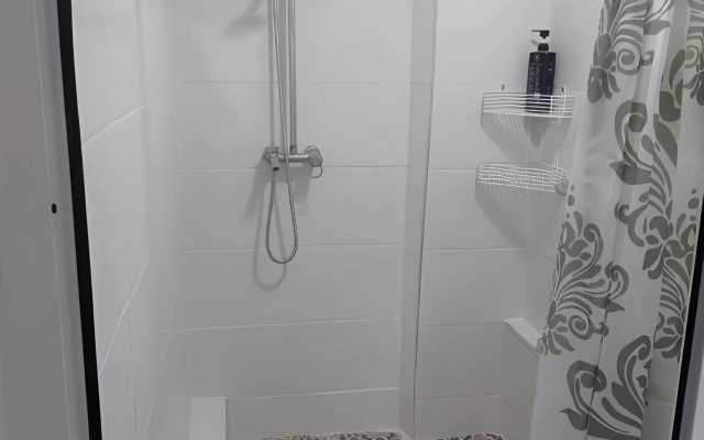 Raxat Guest House