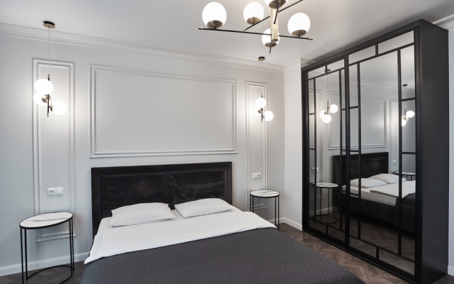 Luxe  S Dzhakuzi Na Skryganova Apartments
