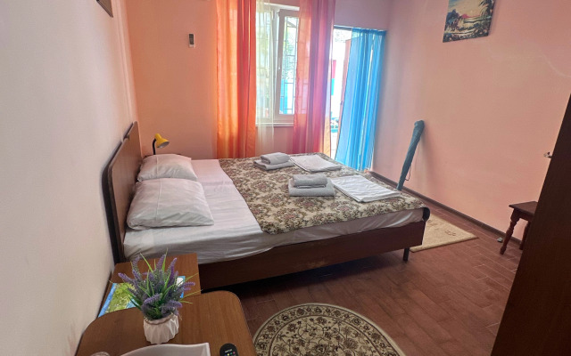 Barkhatny Sezon Guest House