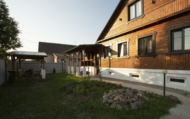 Izba-Agafonovykh Guest House