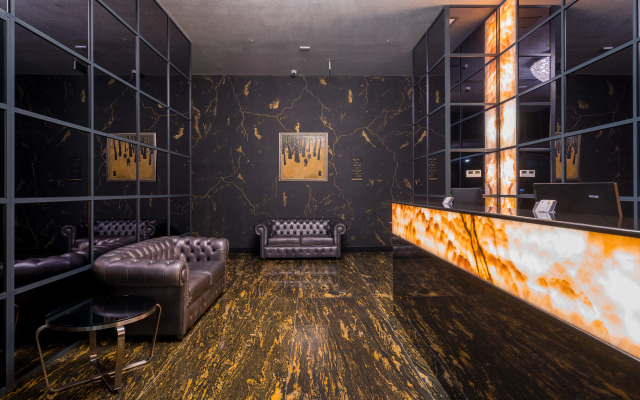 Onyx Hotel